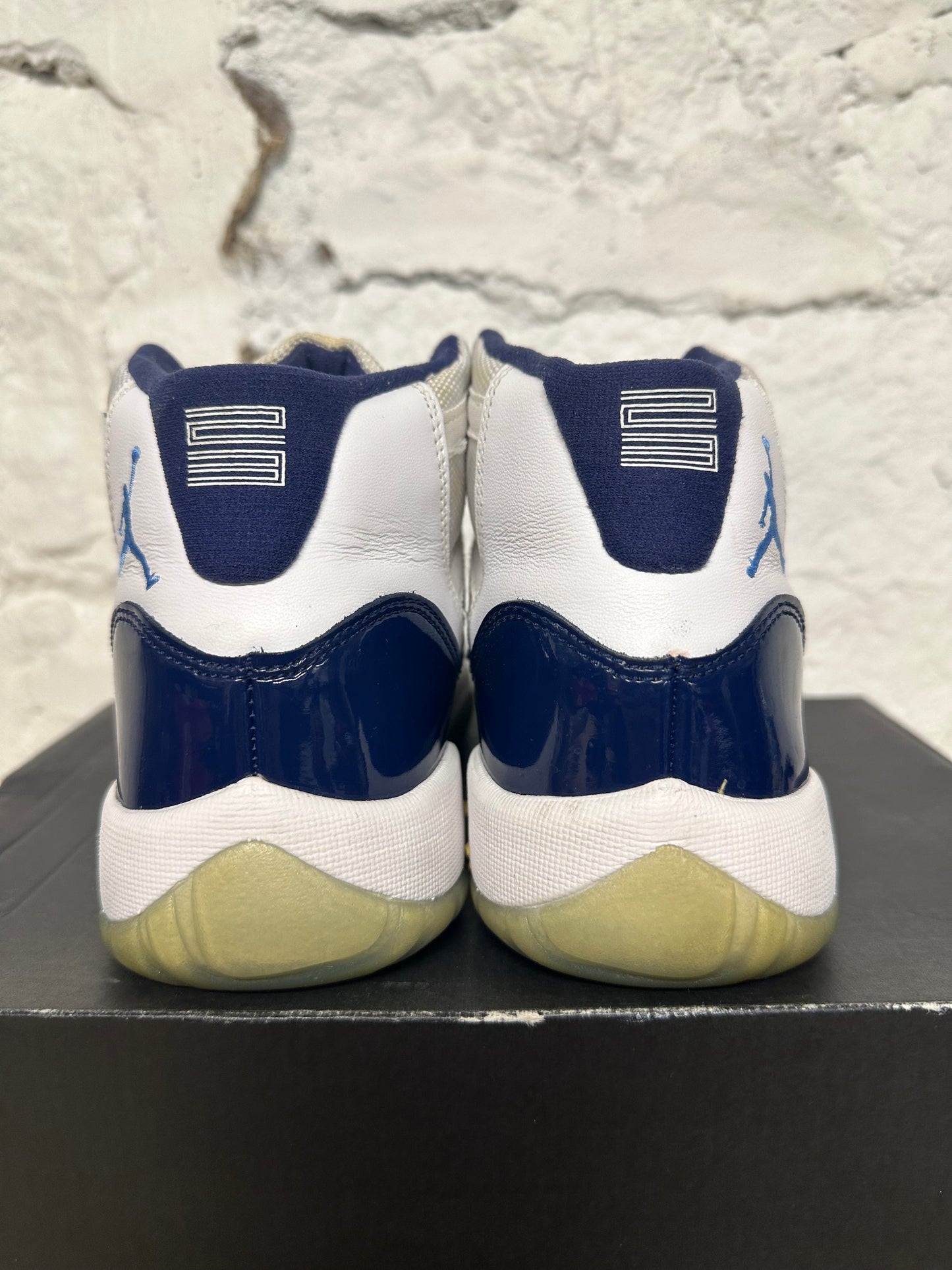 Air Jordan 11 High Win Like 82 Sz 7Y