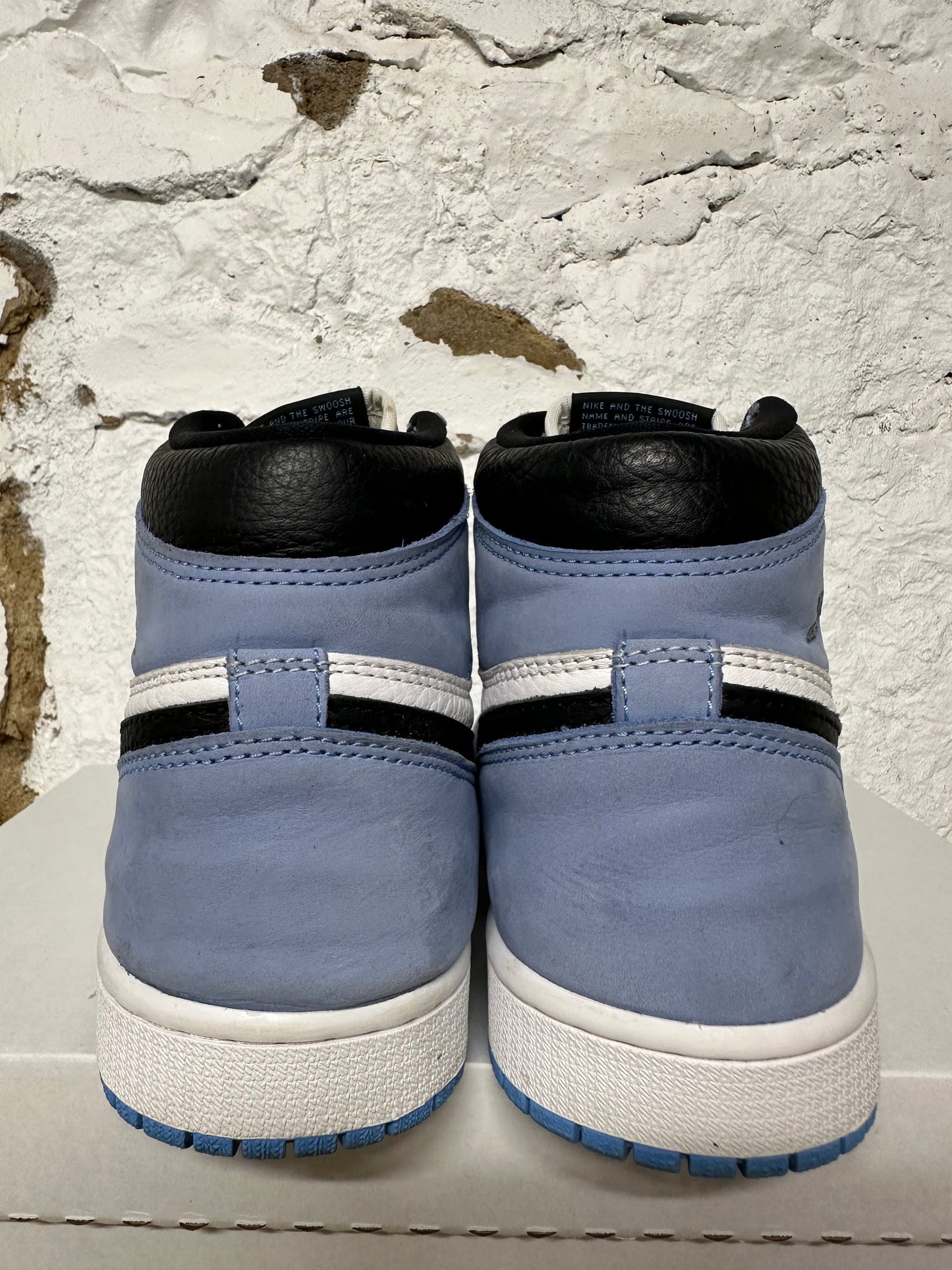 Air Jordan 1 High University Blue Sz 8