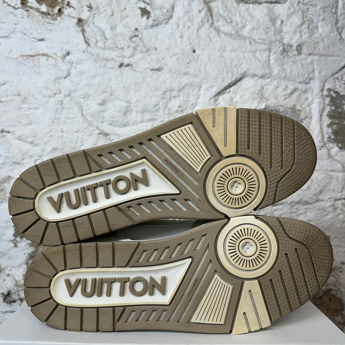 Louis Vuitton Beige White Strap Trainer Sz 12.5 (11LV) No Box