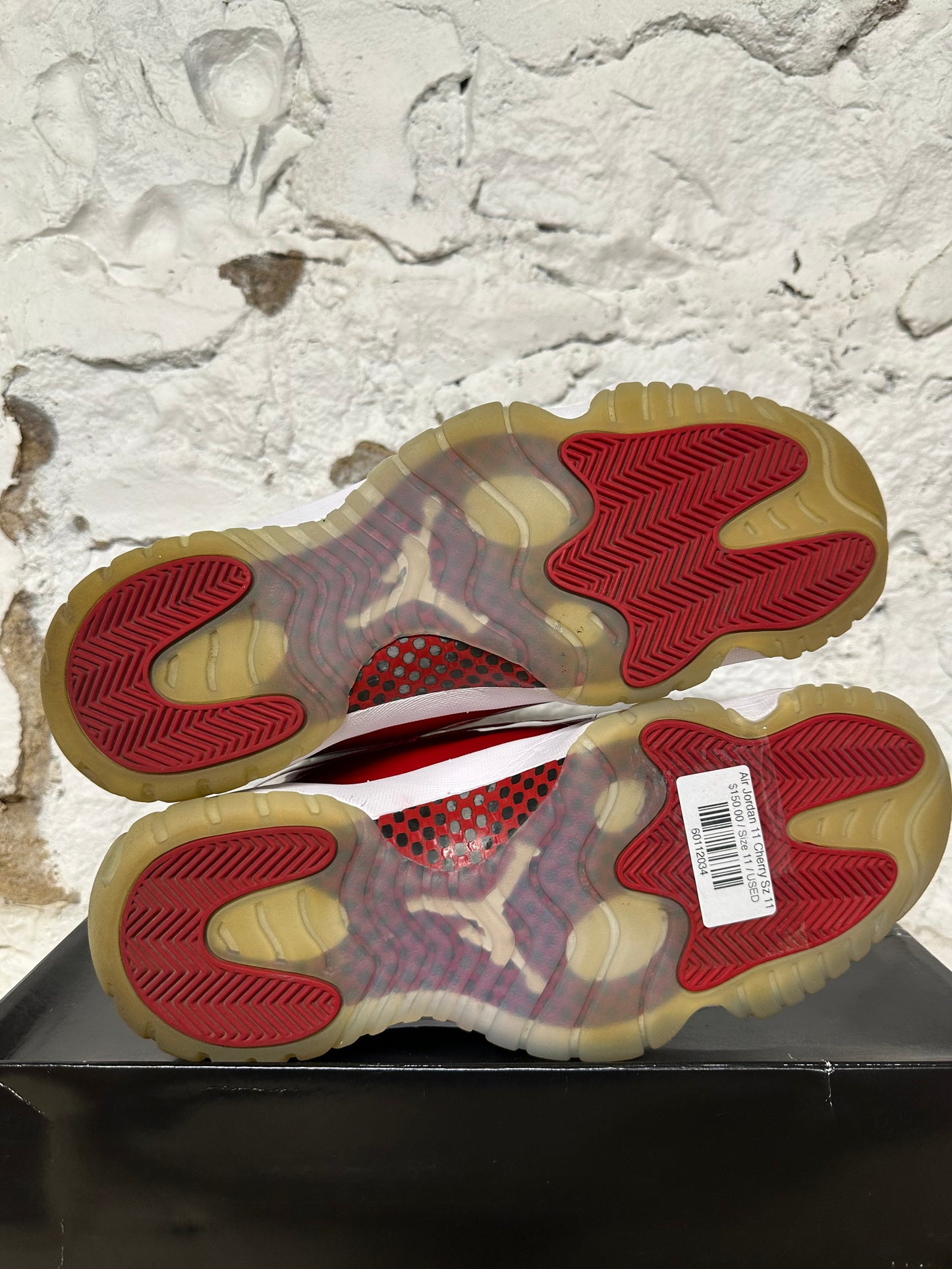 Air Jordan 11 High Cherry Sz 11