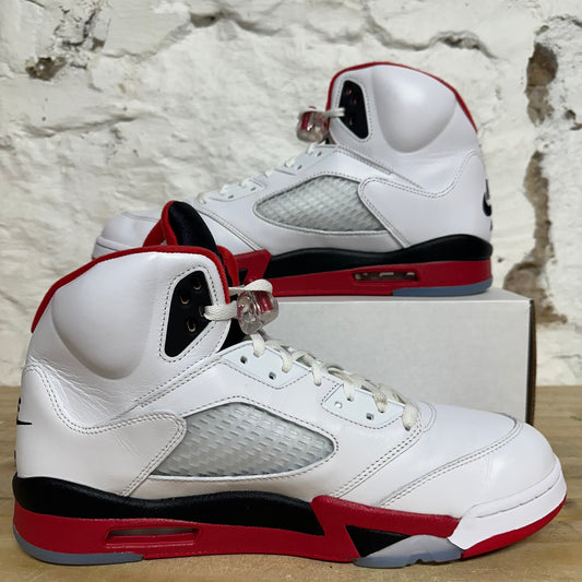 Air Jordan 5 Fire Red Black Tongue (2025) Sz 13