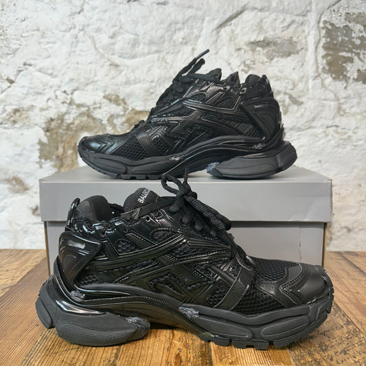 Balenciaga Runner Triple Black Sneaker
