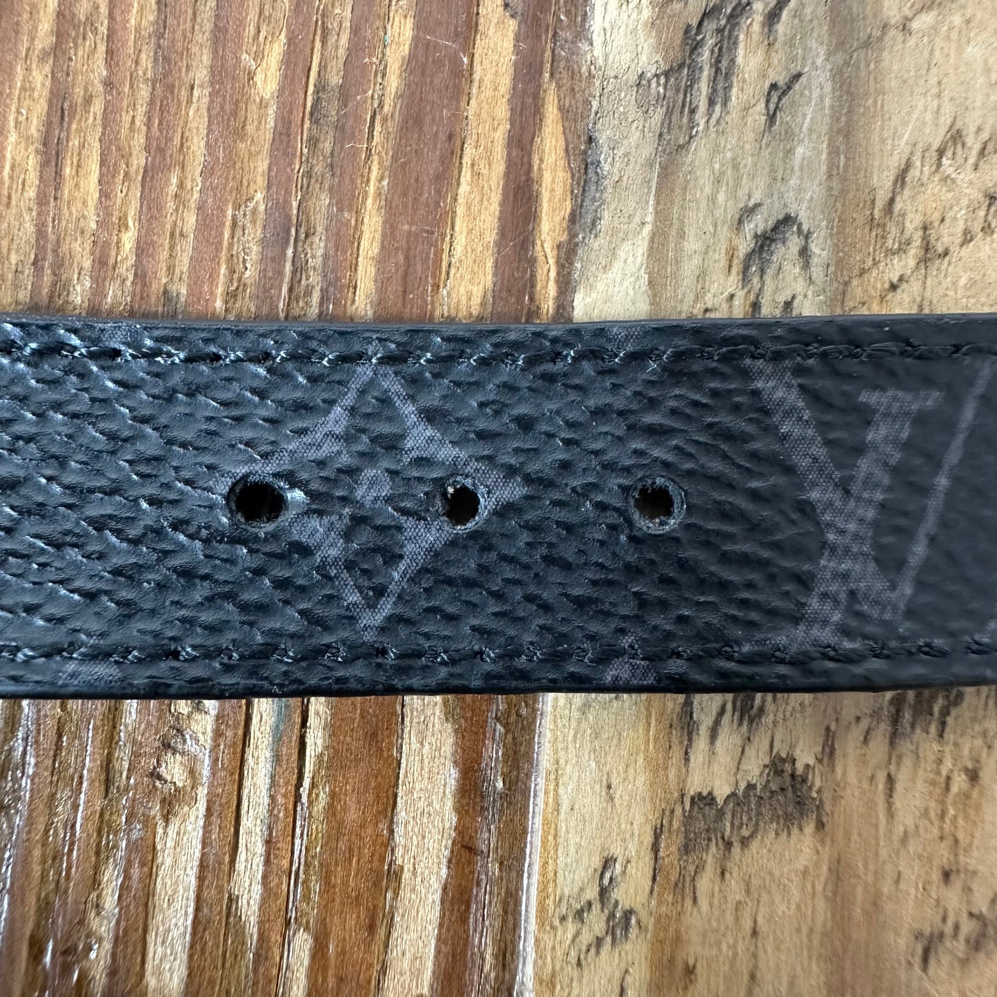 Louis Vuitton Graphite Slim Bracelet Sz 19