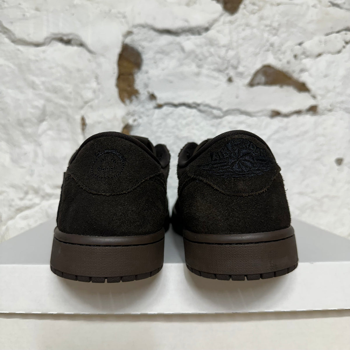 Air Jordan 1 Low Travis Scott Velvet Brown Sz 9.5
