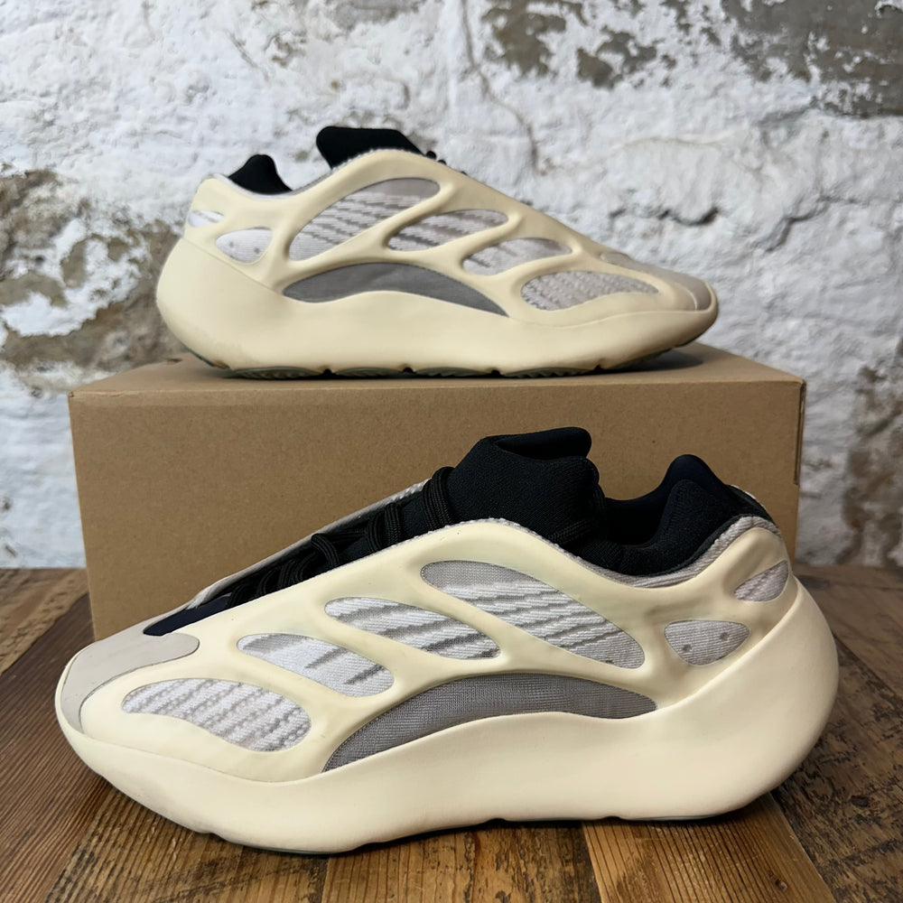Yeezy 700 Azael Sz 9