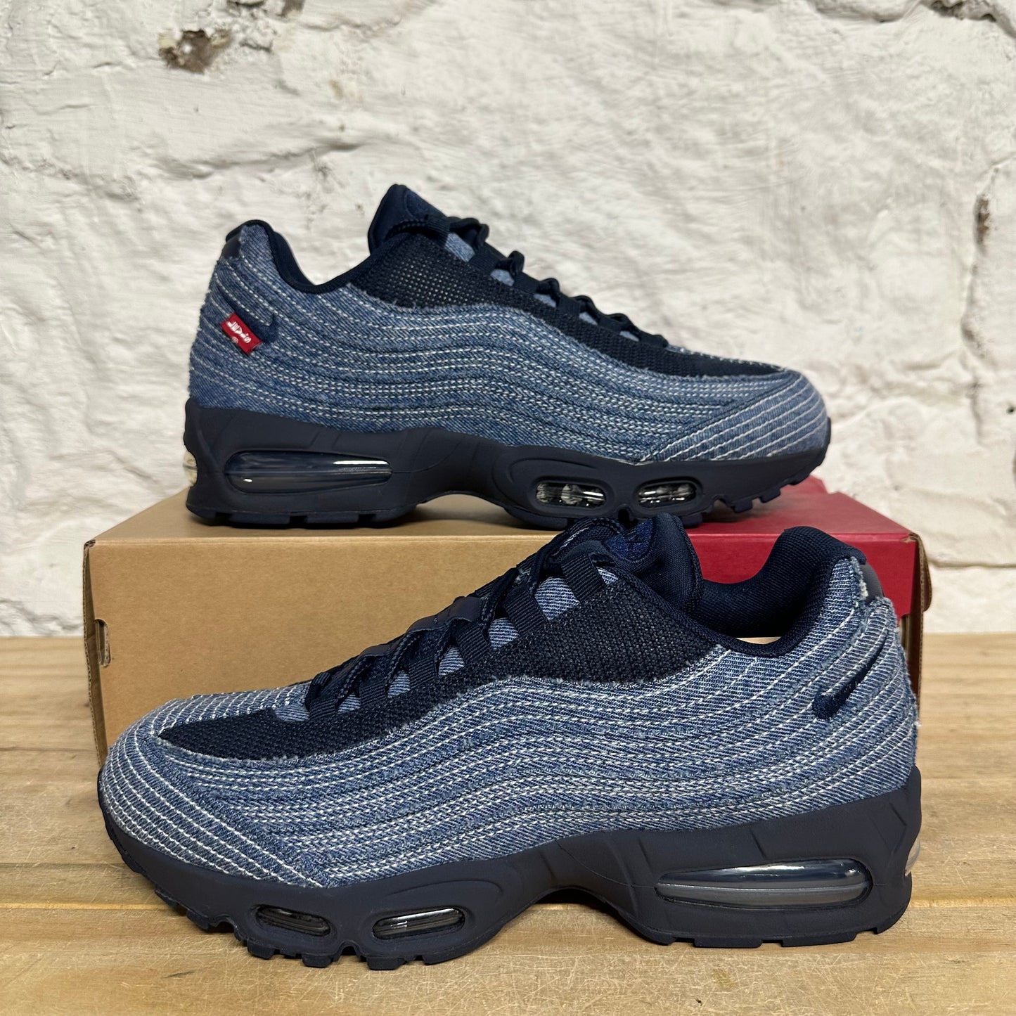 Nike Air Max 95 Levi's Obsidian Sz 9.5 DS