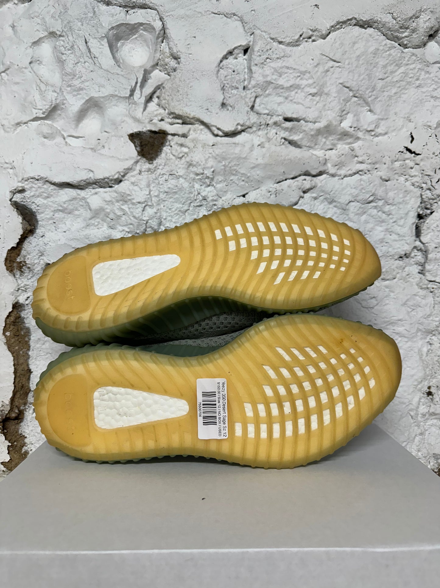 Yeezy 350 V2 Desert Sage Sz 12