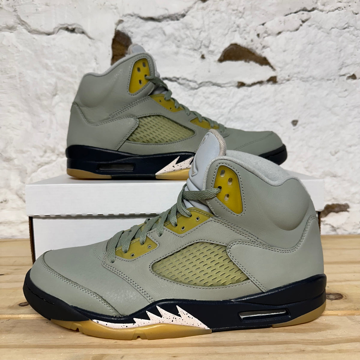 Air Jordan 5 Jade Horizon Sz 11.5