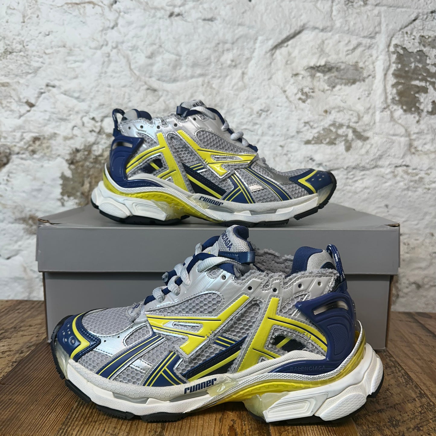 Balenciaga Runner White Blue Yellow Sneaker