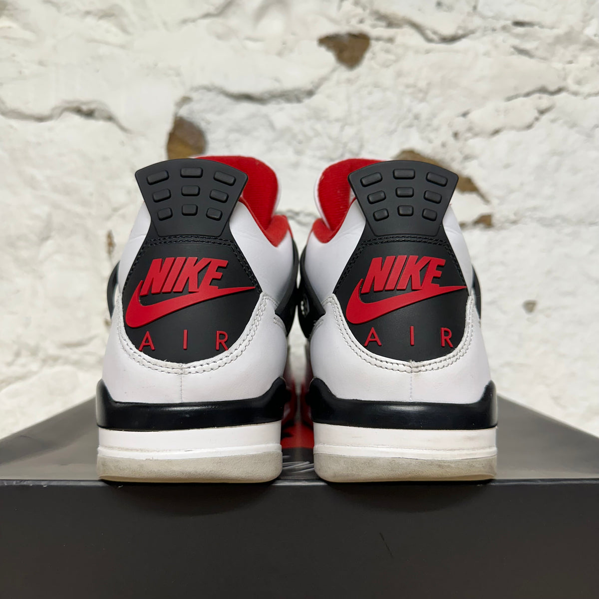 Air Jordan 4 Fire Red (2020) Sz 10