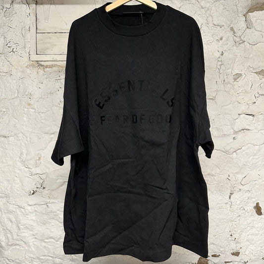 Fear of God Essentials Black Felt Chest Logo T-Shirt Sz L