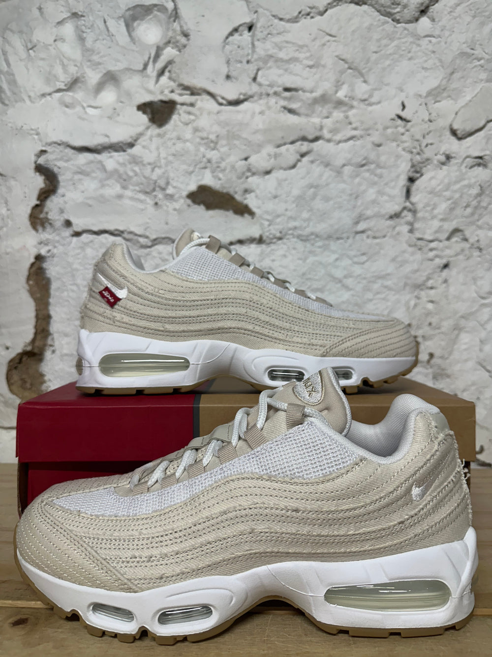 Nike Air Max 95 Levis Light Orewood Brown Sz 9.5 DS