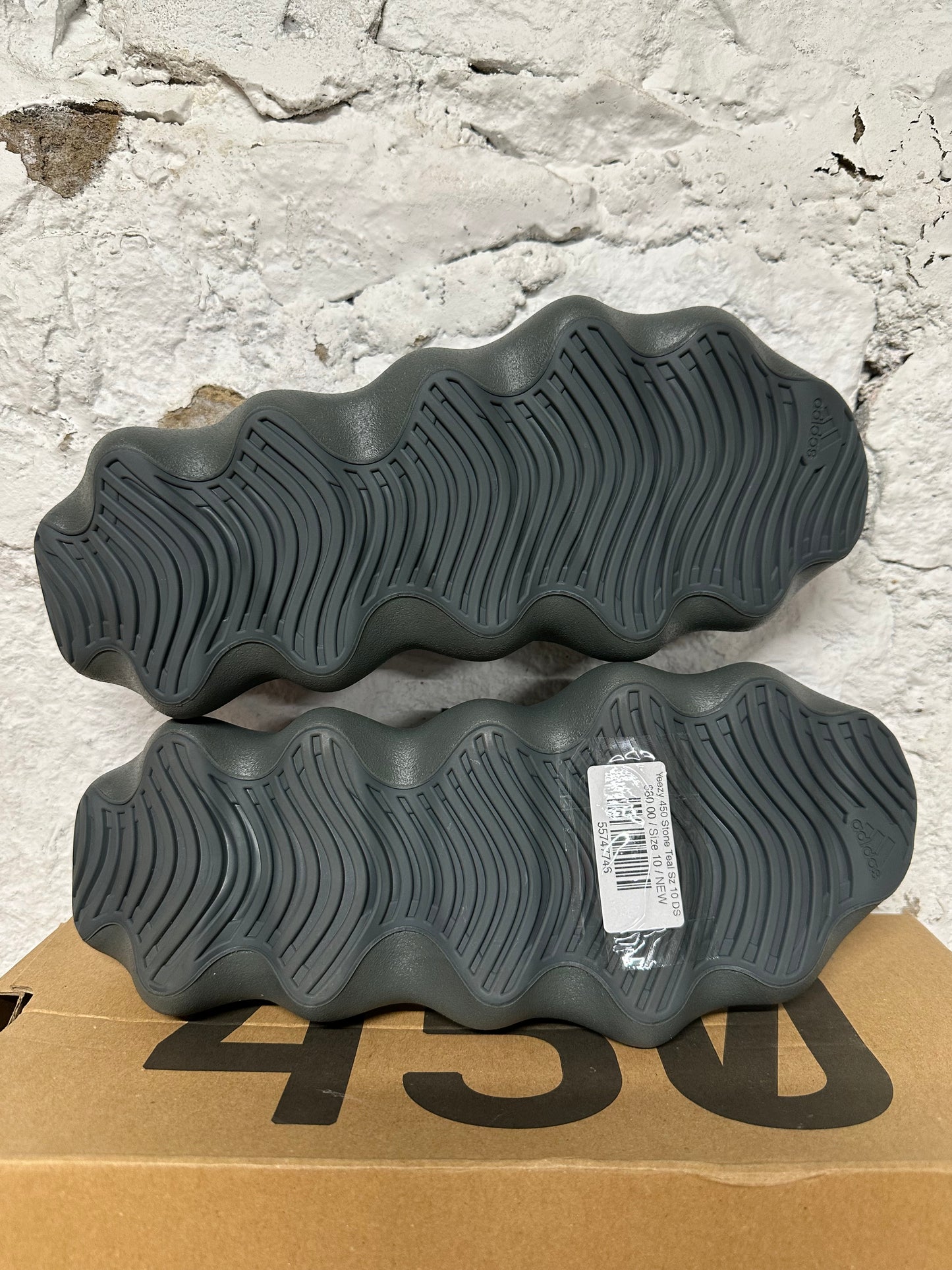 Yeezy 450 Stone Teal Sz 10 DS