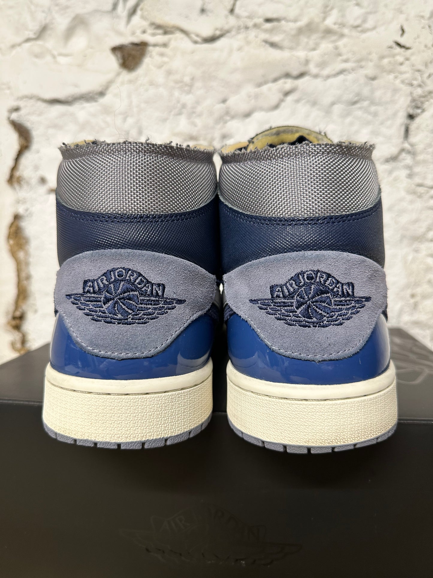 Air Jordan 1 Mid Craft Obsidian Sz 13