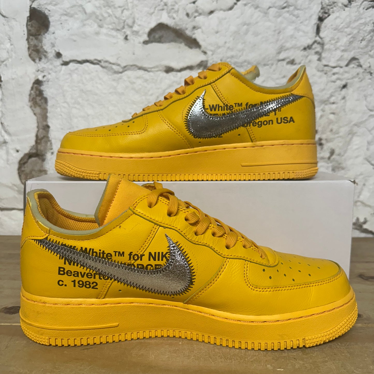 Nike Air Force 1 Low Off-White ICA University Gold Sz 9.5