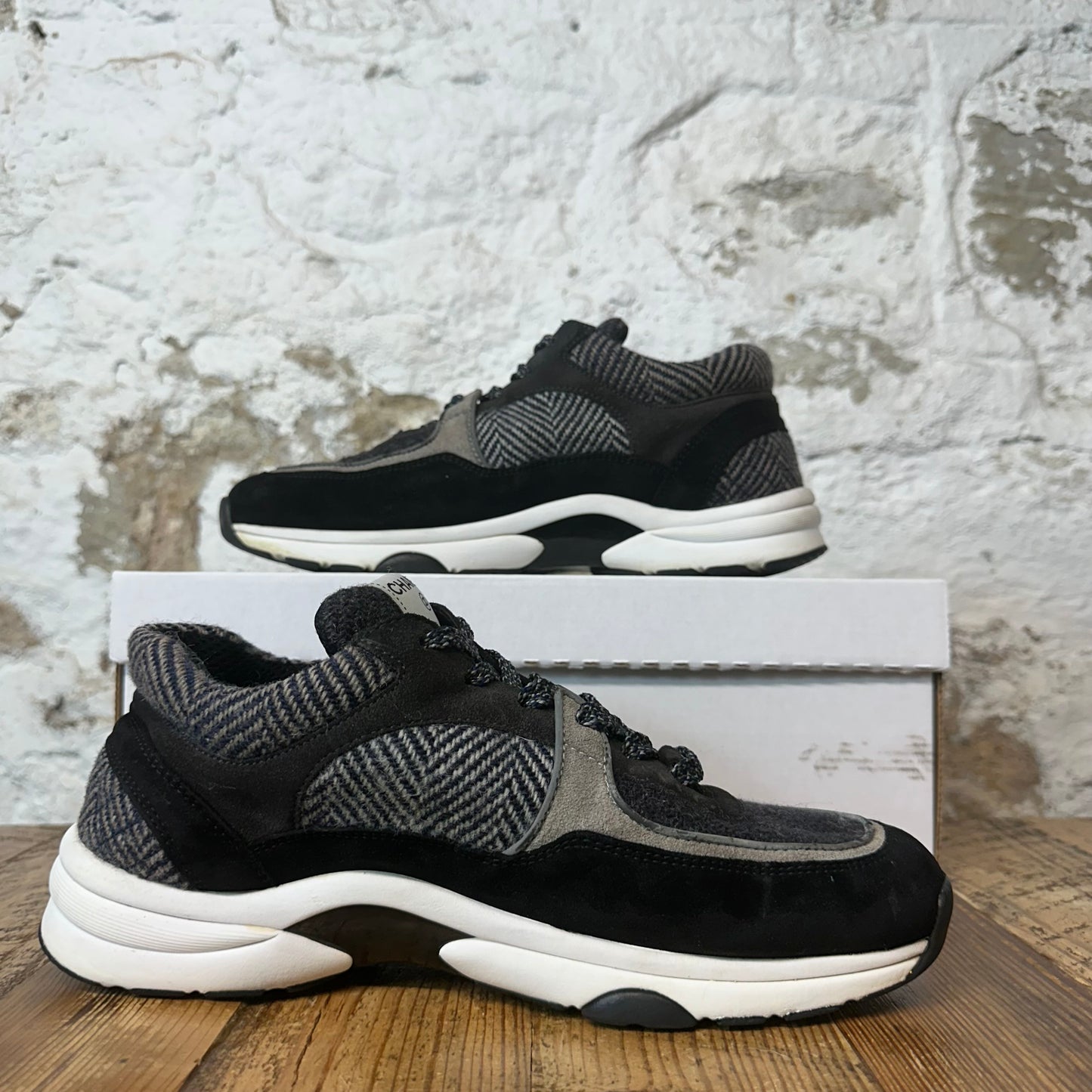 Chanel Black Grey Tweed CC Trainer Sneaker Sz 8 (41)