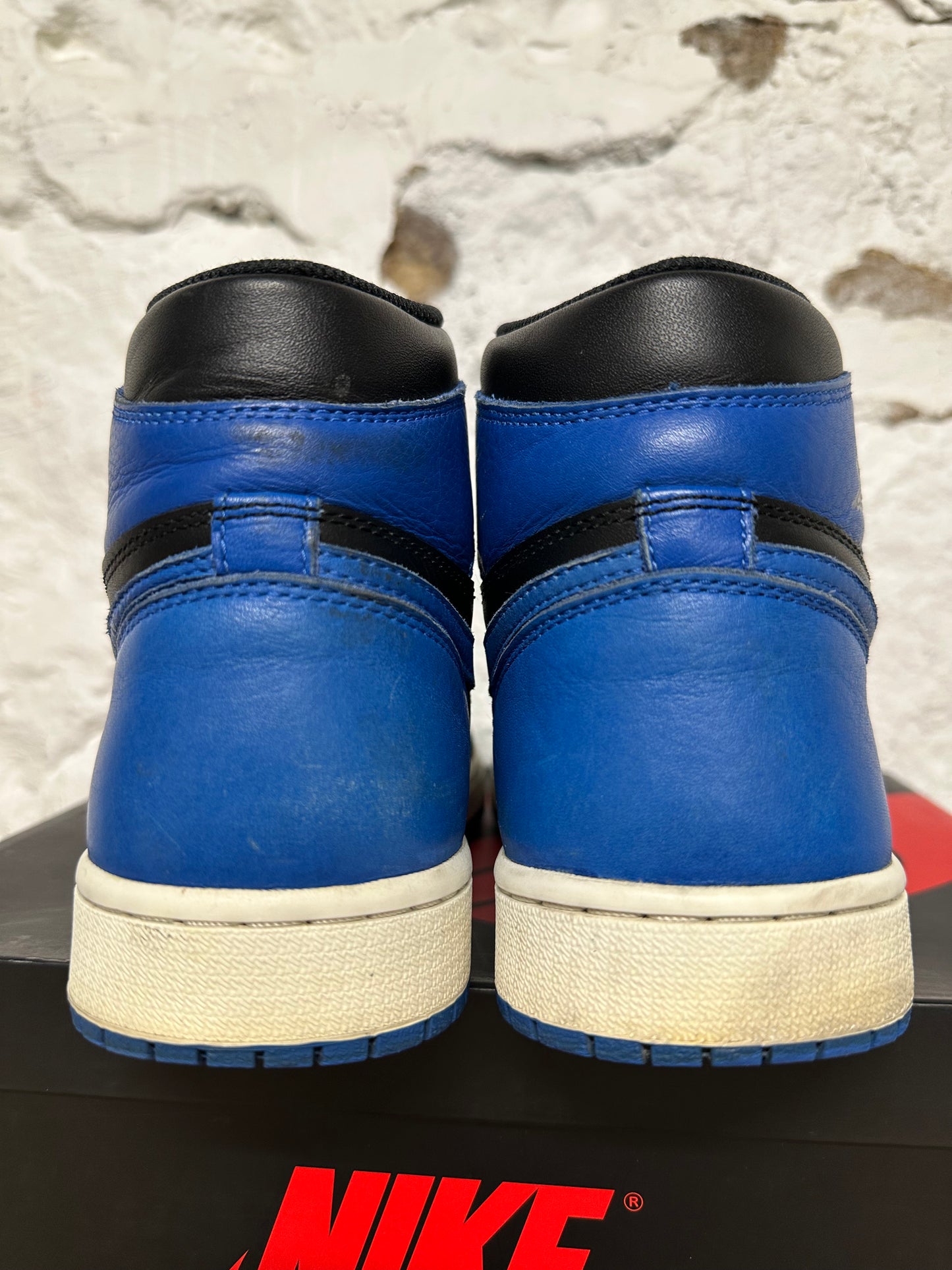 Air Jordan 1 High Royal Sz 8.5