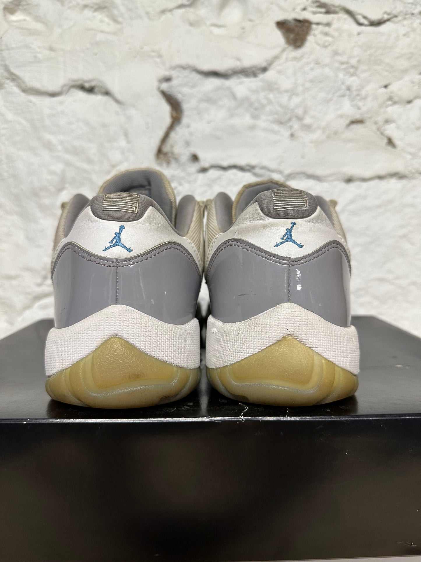 Air Jordan 11 Low Cement Grey Sz 10