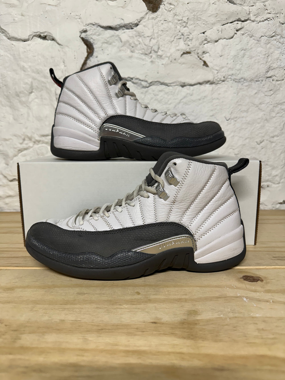 Air Jordan 12 Dark Grey Sz 8