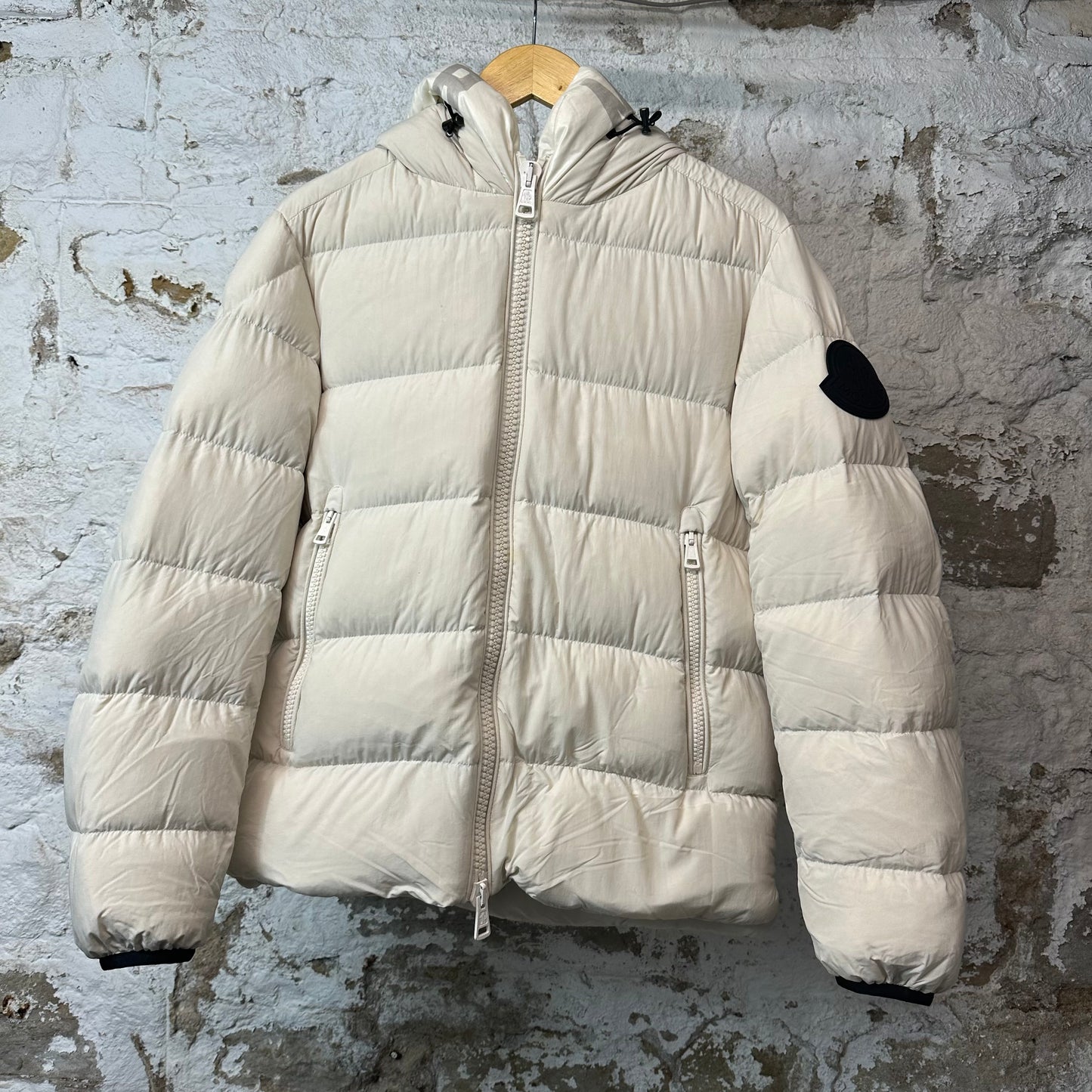 Moncler Dubois Giubbotto Cream Puffer Jacket Sz M (2)