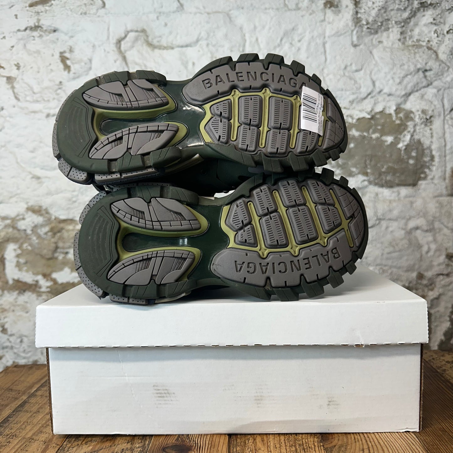 Balenciaga High Green Navy Track Runner Sneaker Sz 6.5 (39)