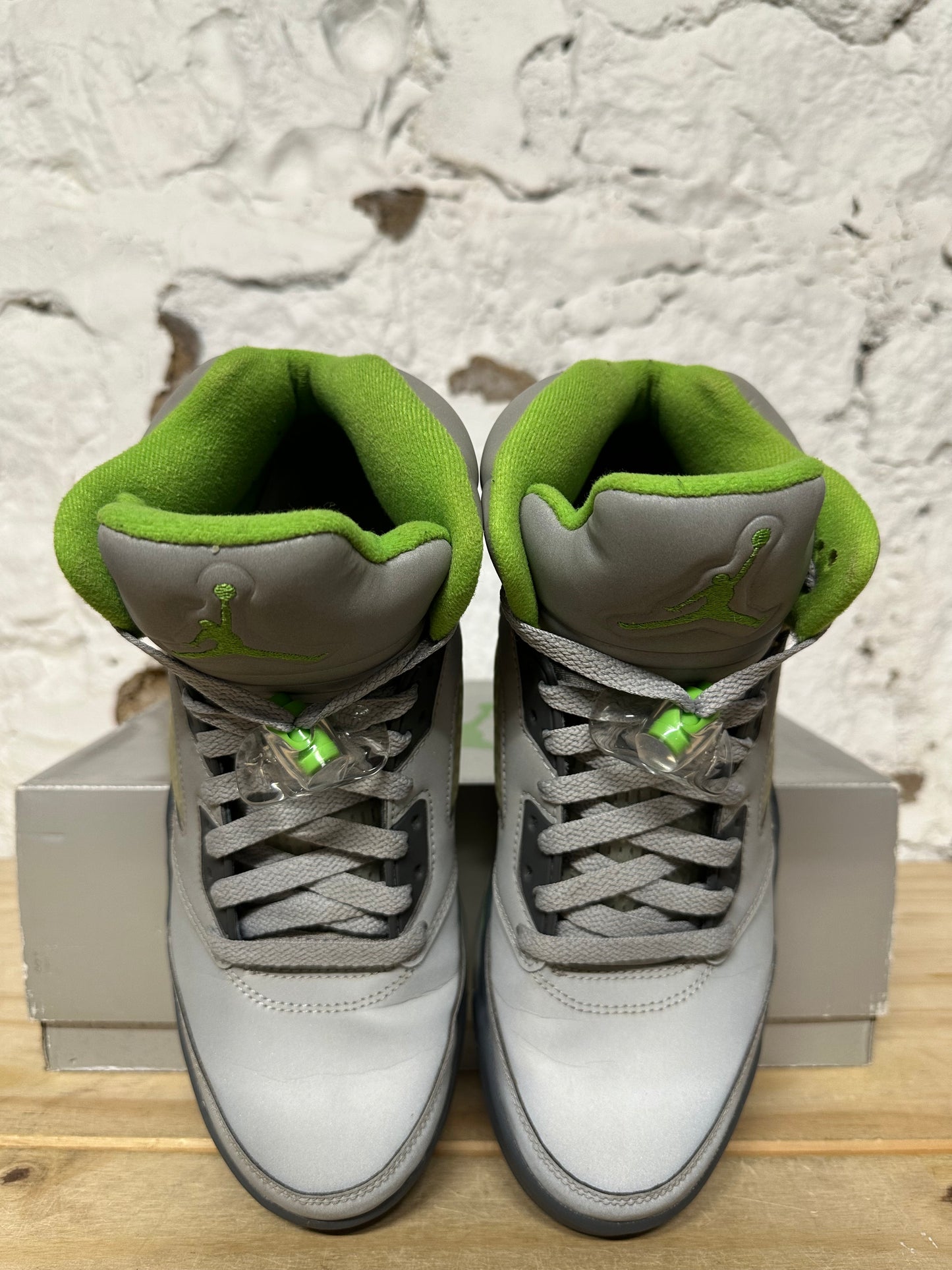 Air Jordan 5 Green Bean Sz 9