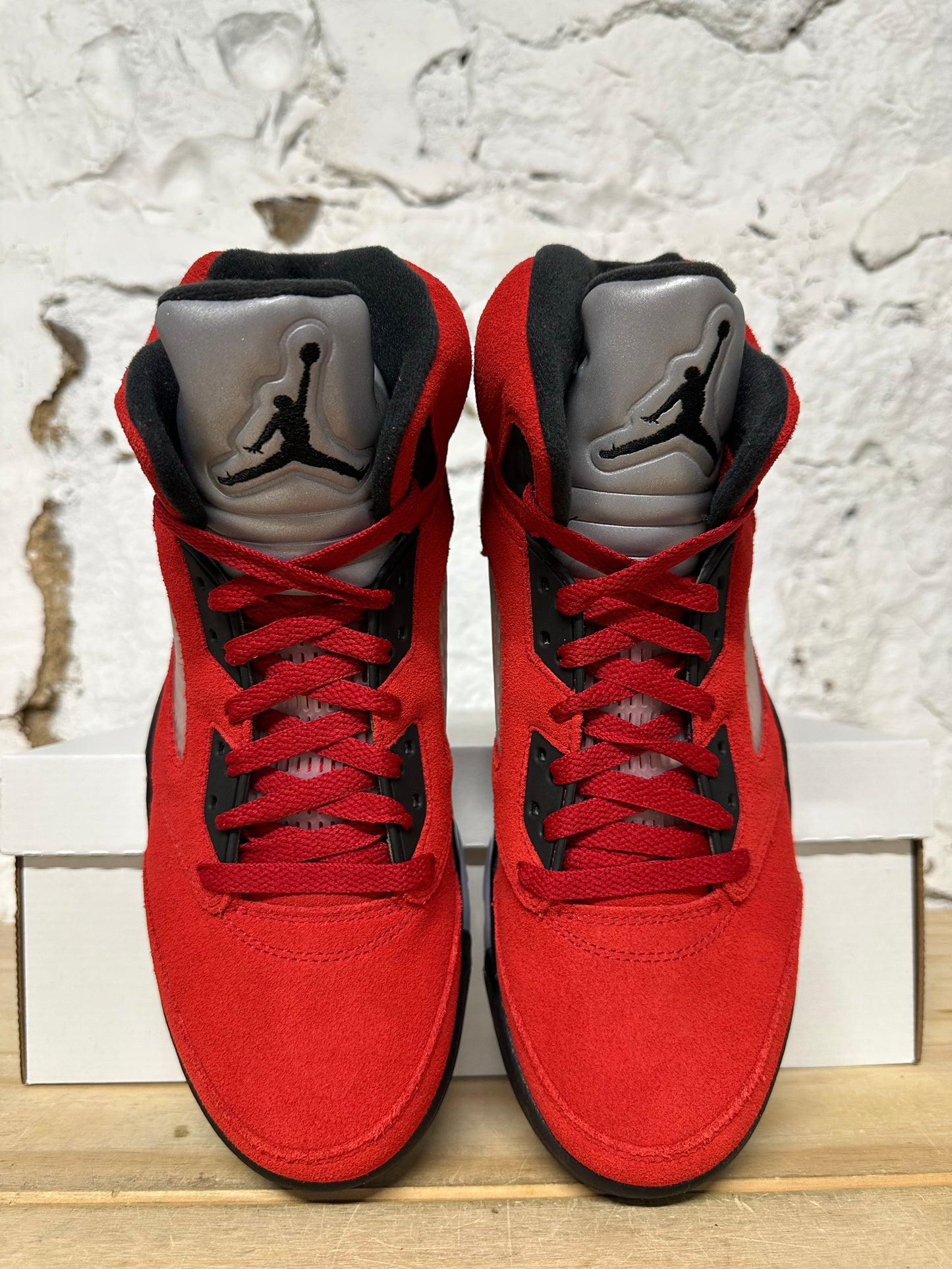 Air Jordan 5 Raging Bull Sz 9 DS
