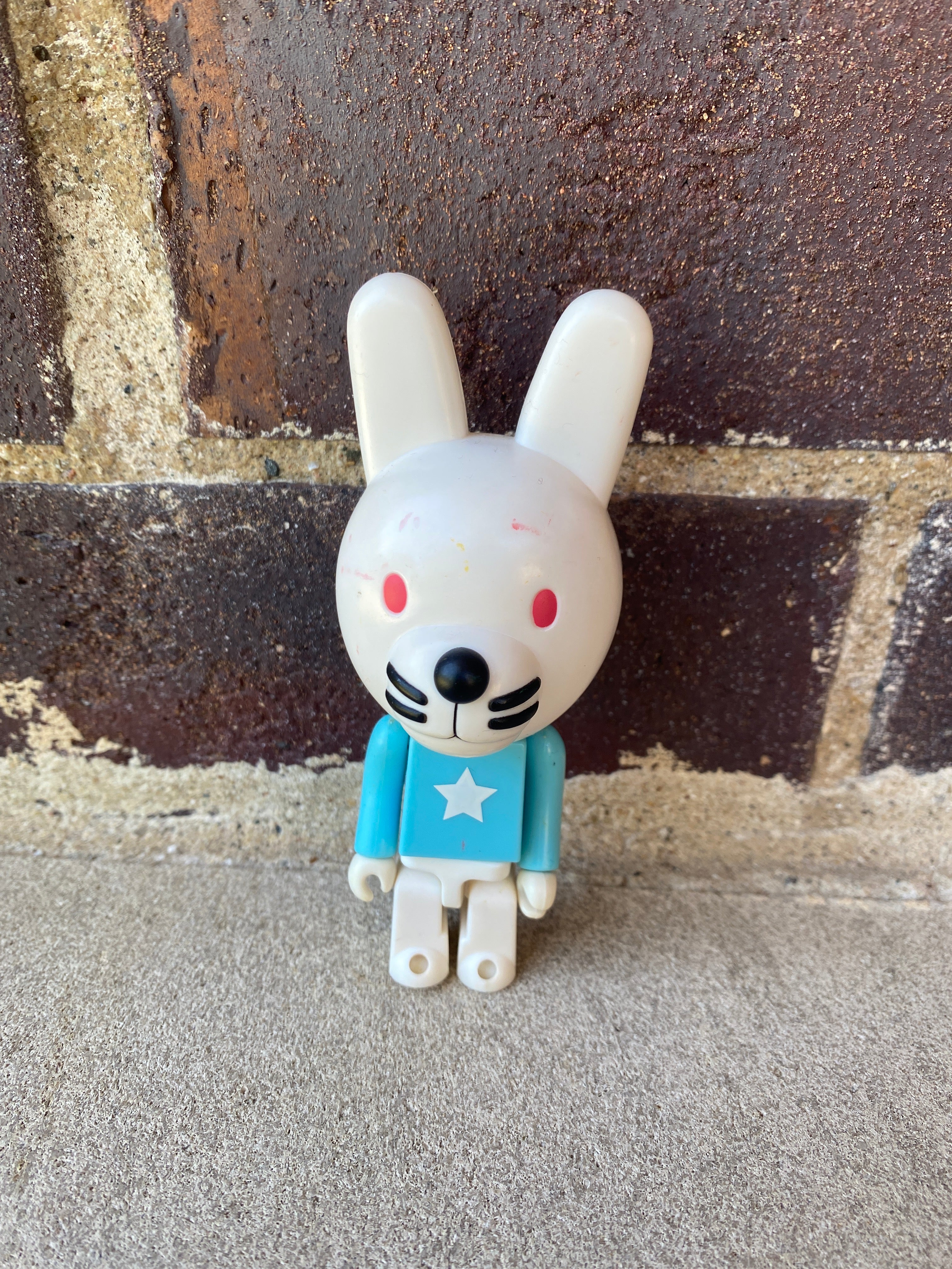 Bape Baby Milo Star Blue White Bunny Kubrick