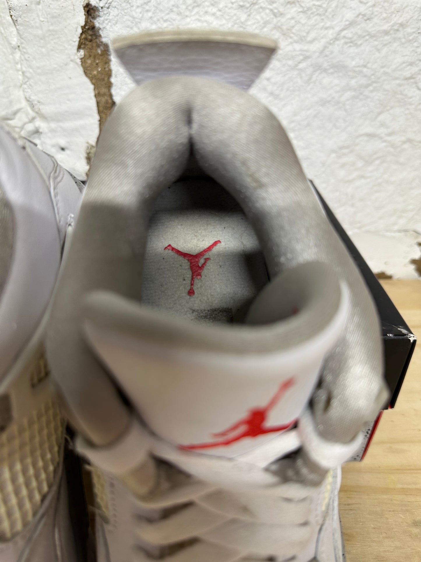 Air Jordan 4 White Oreo Sz 7Y