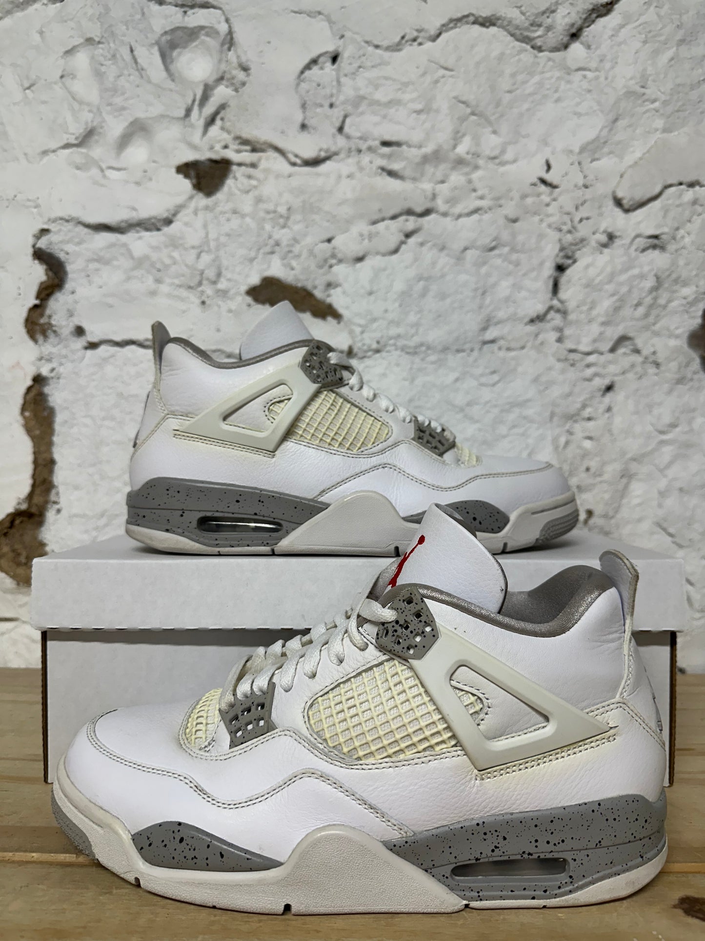 Air Jordan 4 White Oreo Sz 8