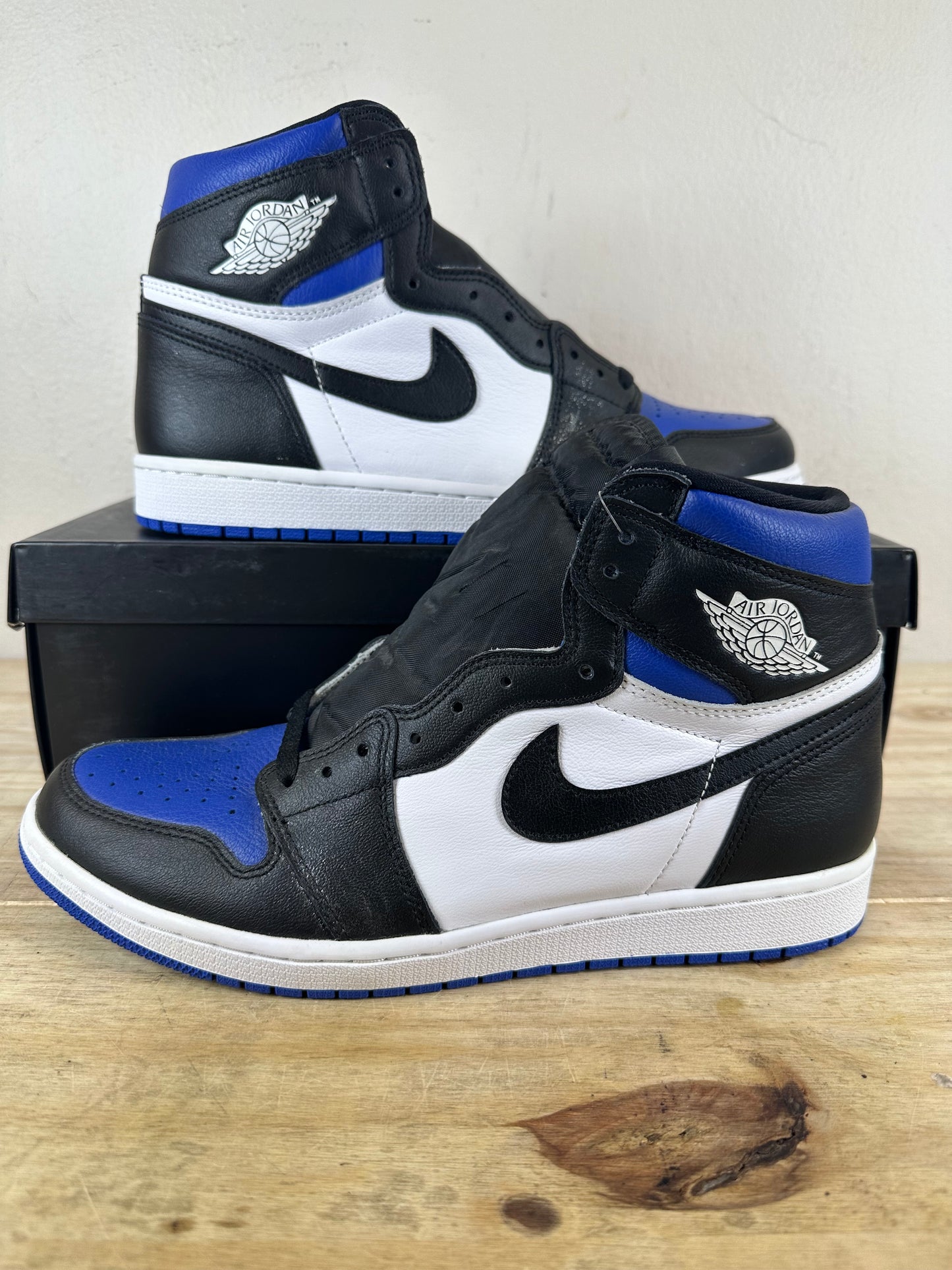 Air Jordan 1 High Royal Toe Sz 11 DS