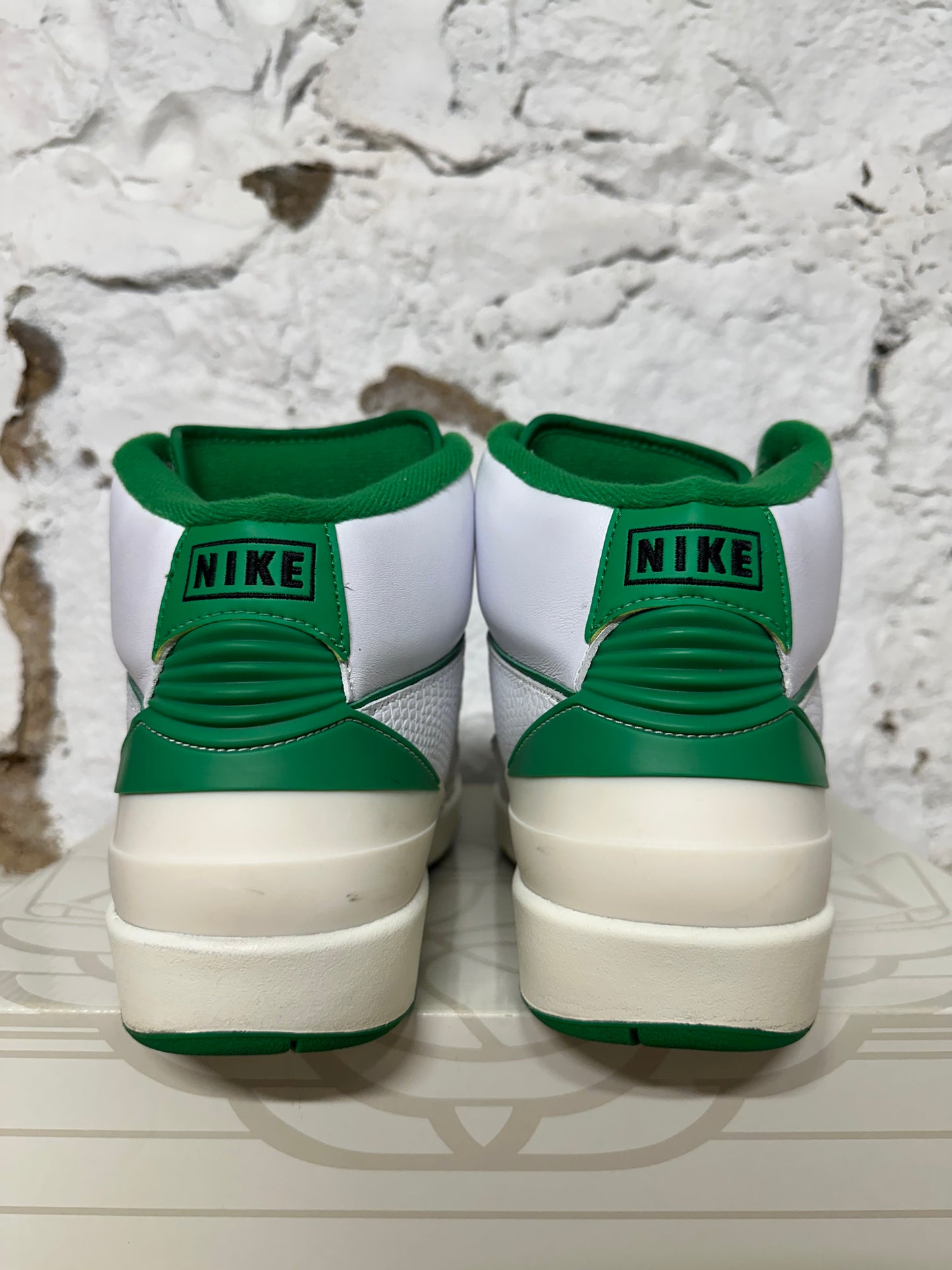 Air Jordan 2 Lucky Green Sz 11