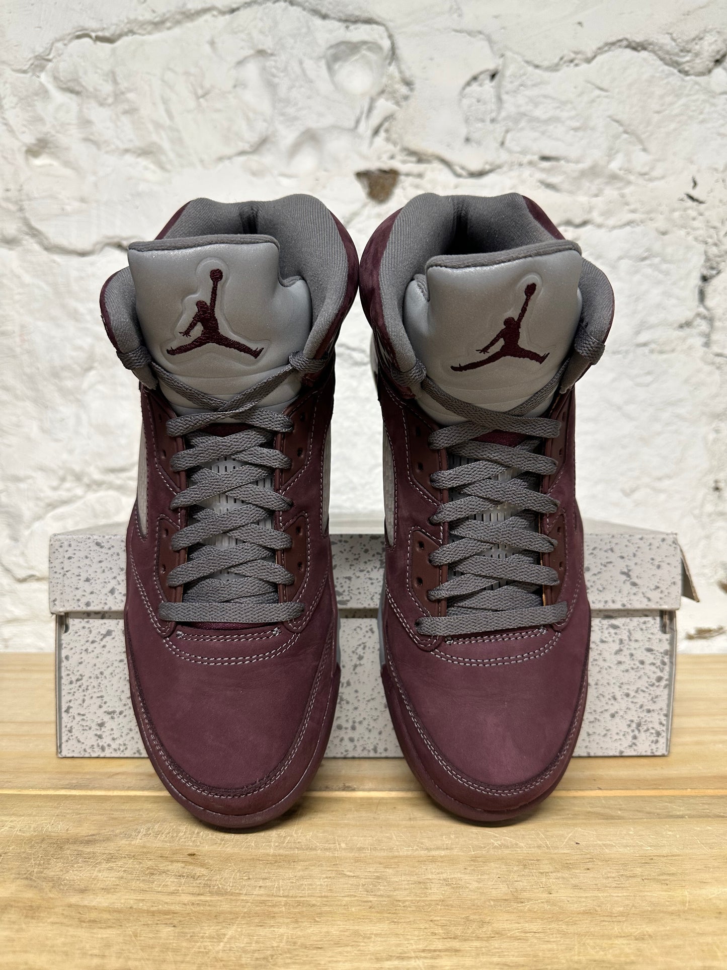 Air Jordan 5 Burgundy Sz 10