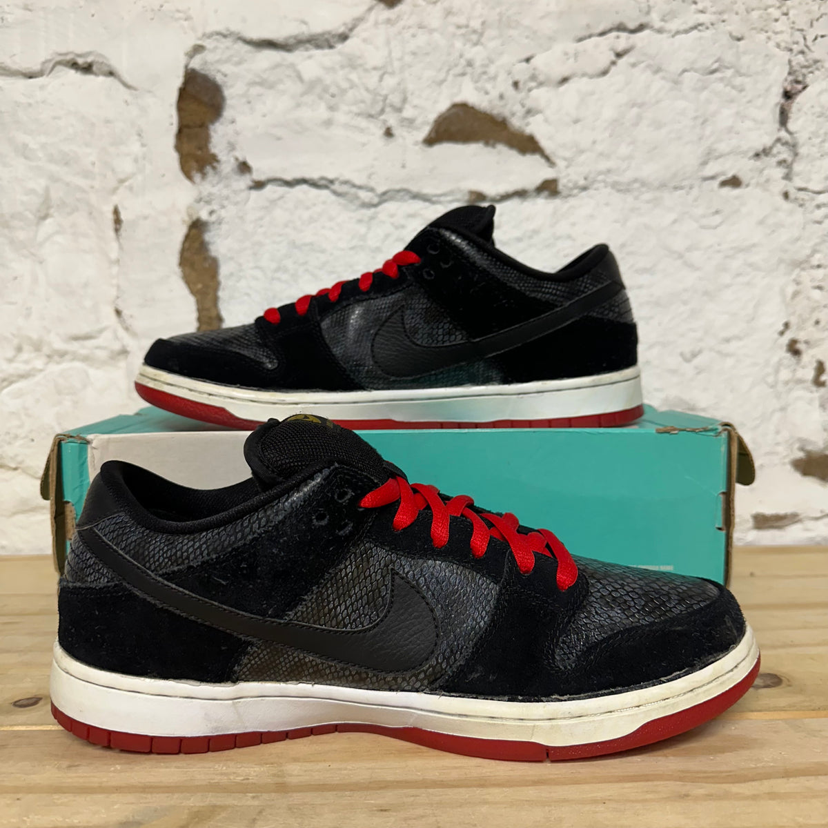 Nike SB Dunk Low Snake Eyes Sz 10.5