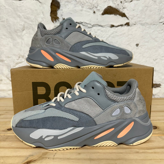 Yeezy 700 Inertia Sz 9.5