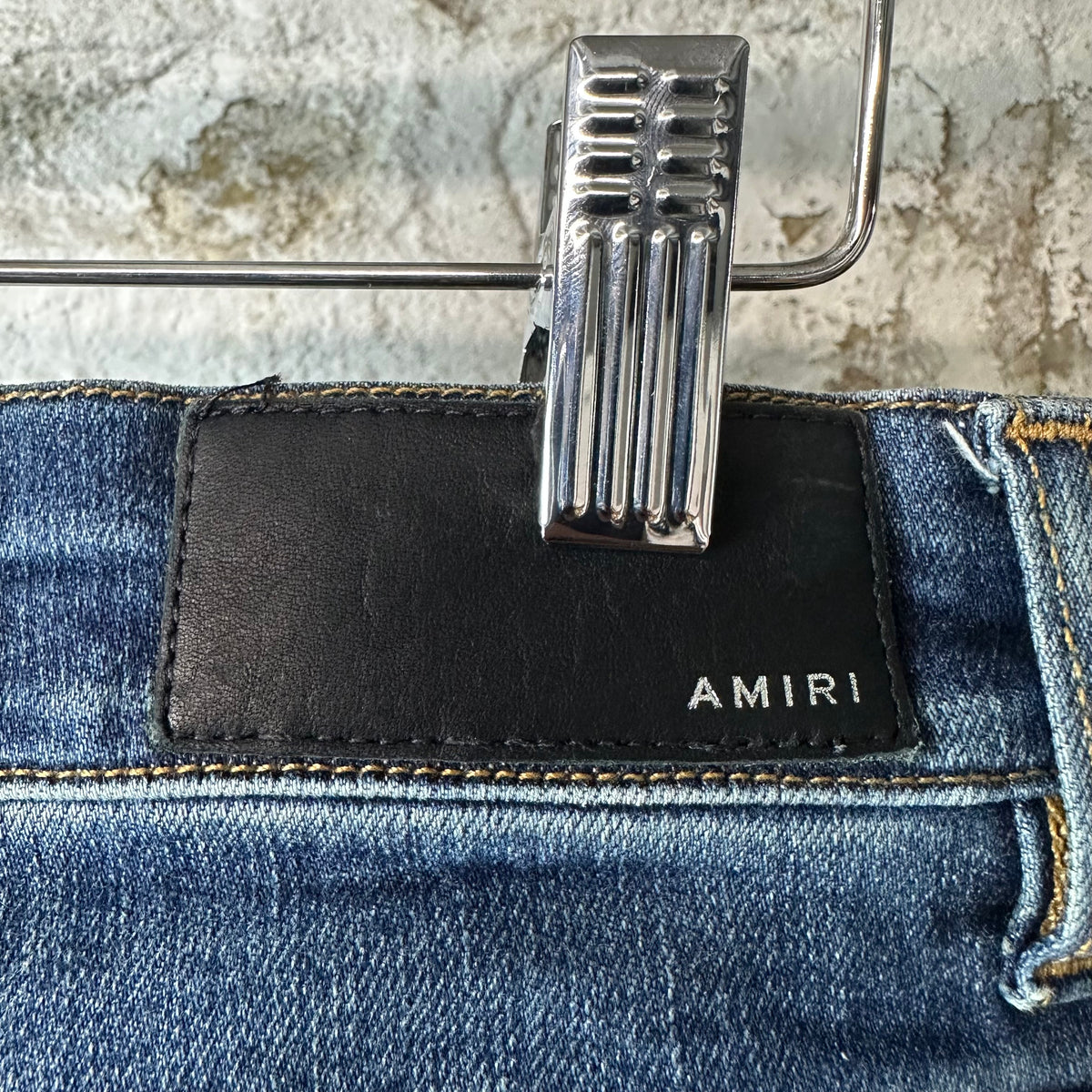 Amiri Purple Old English Spell Dark Blue Denim Jeans Sz 31
