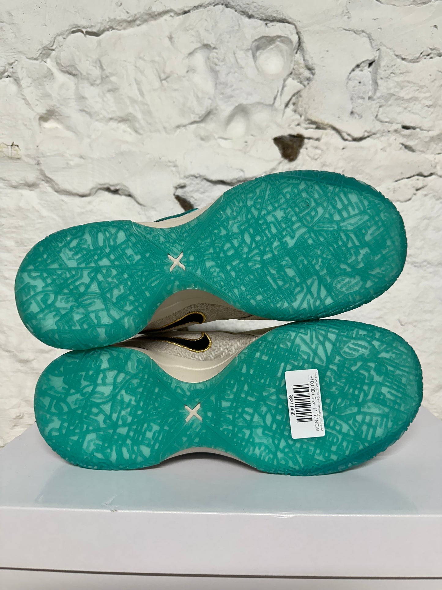 Nike LeBron NXXT Gen Liverpool Light Orewood Sz 11.5 DS