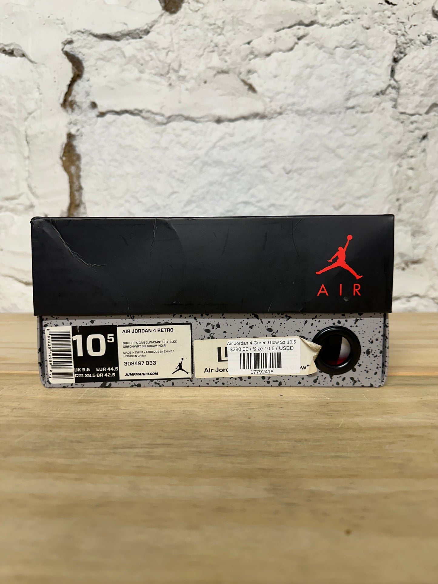 Air Jordan 4 Green Glow Sz 10.5