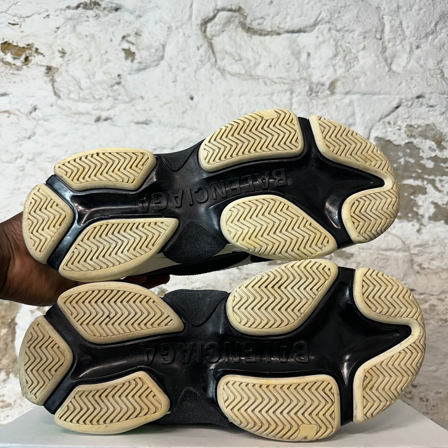 Balenciaga Triple S Green White Black Sneaker Sz 9 (42)