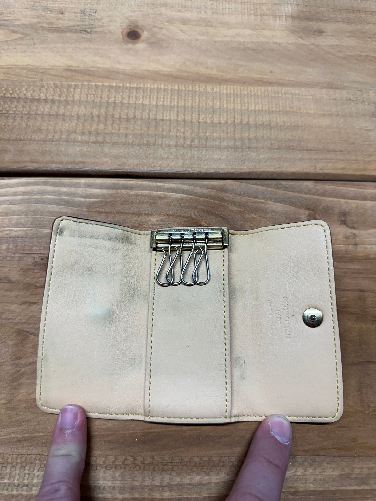 LV Murakami Keyholder