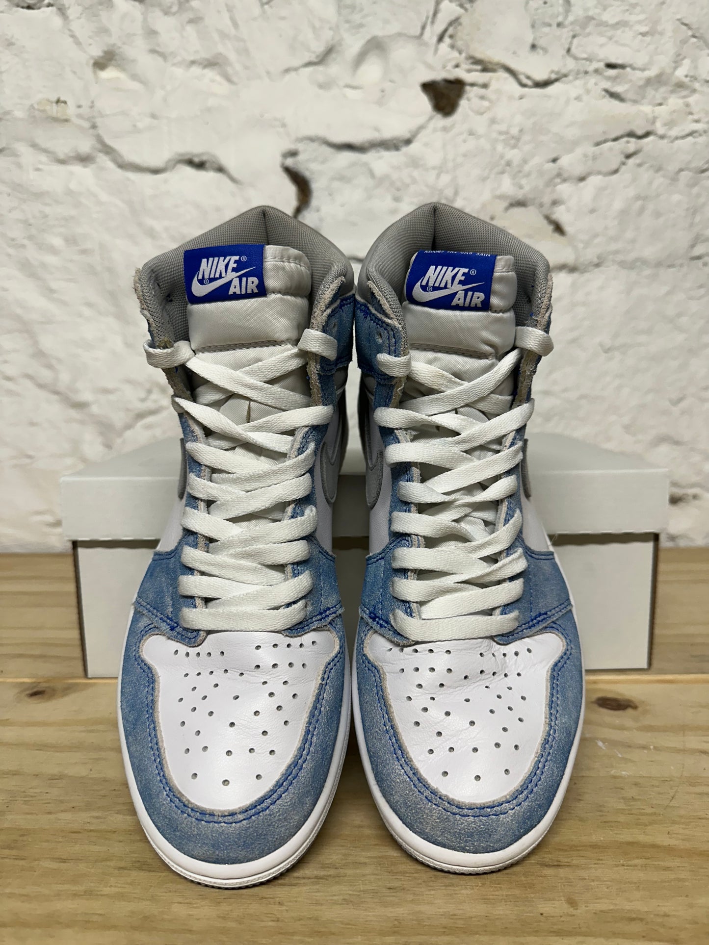 Air Jordan 1 High Hyper Royal Smoke Grey Sz 8