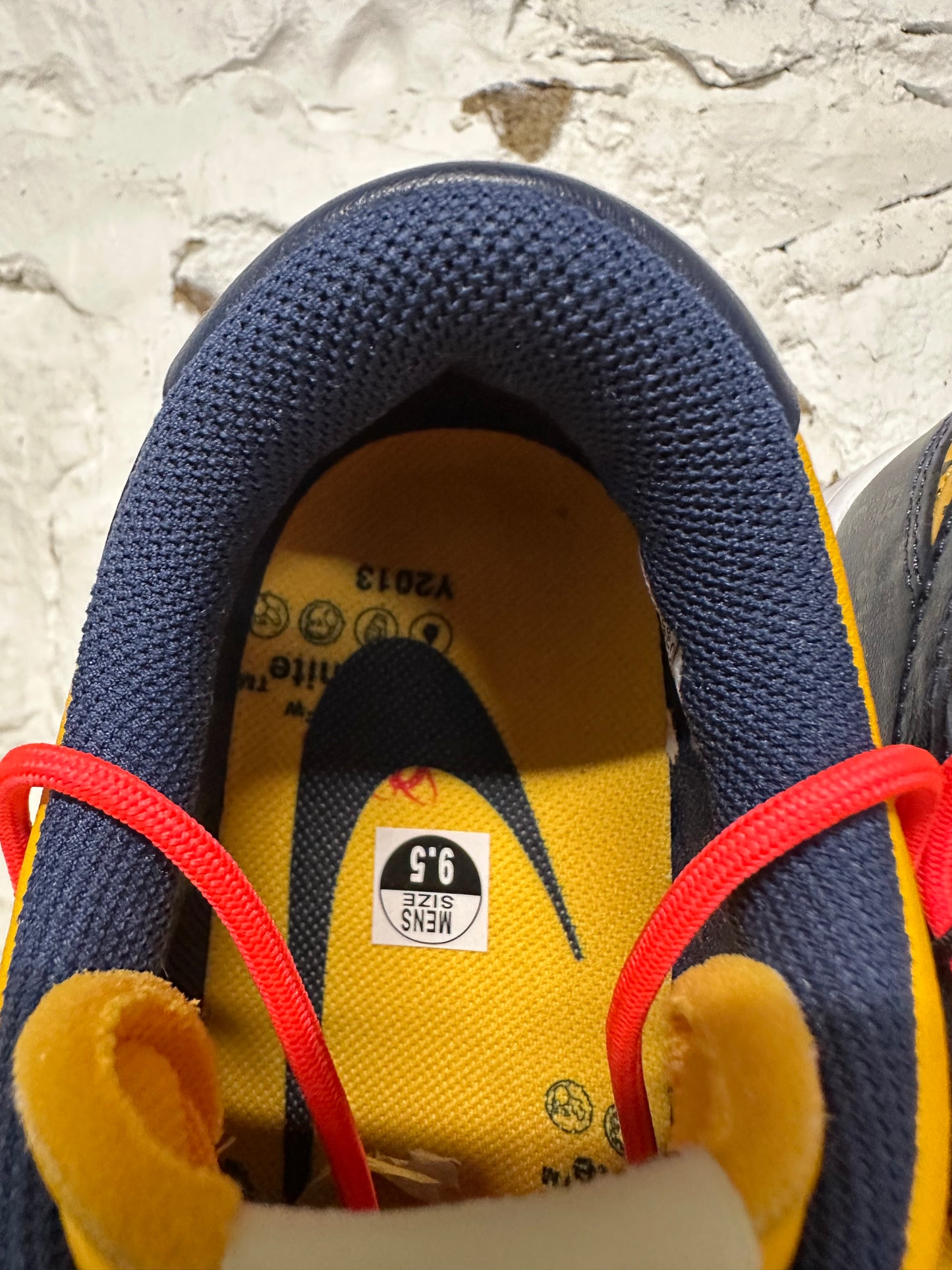 Nike Dunk Low Off-White University Gold Sz 9.5 DS