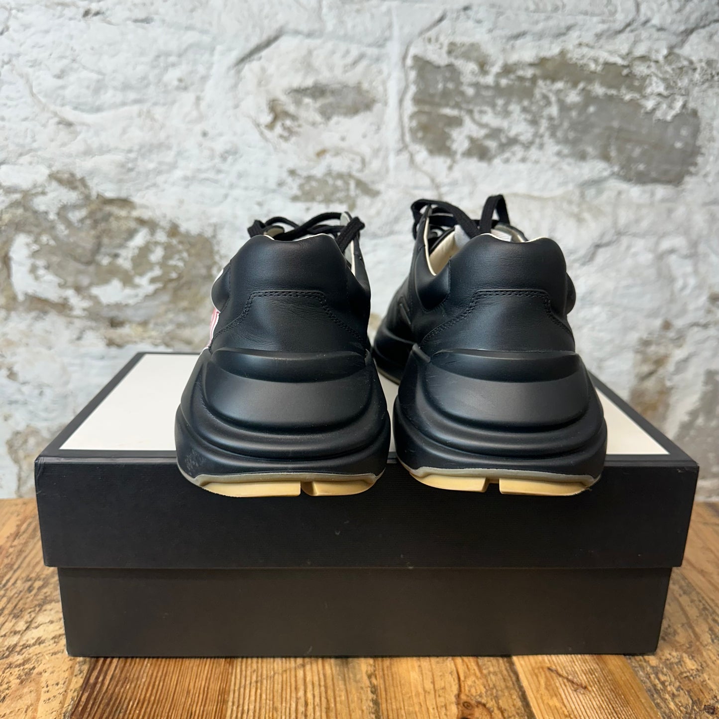 Gucci Rhyton White Red Logo Black Sneaker Sz 11