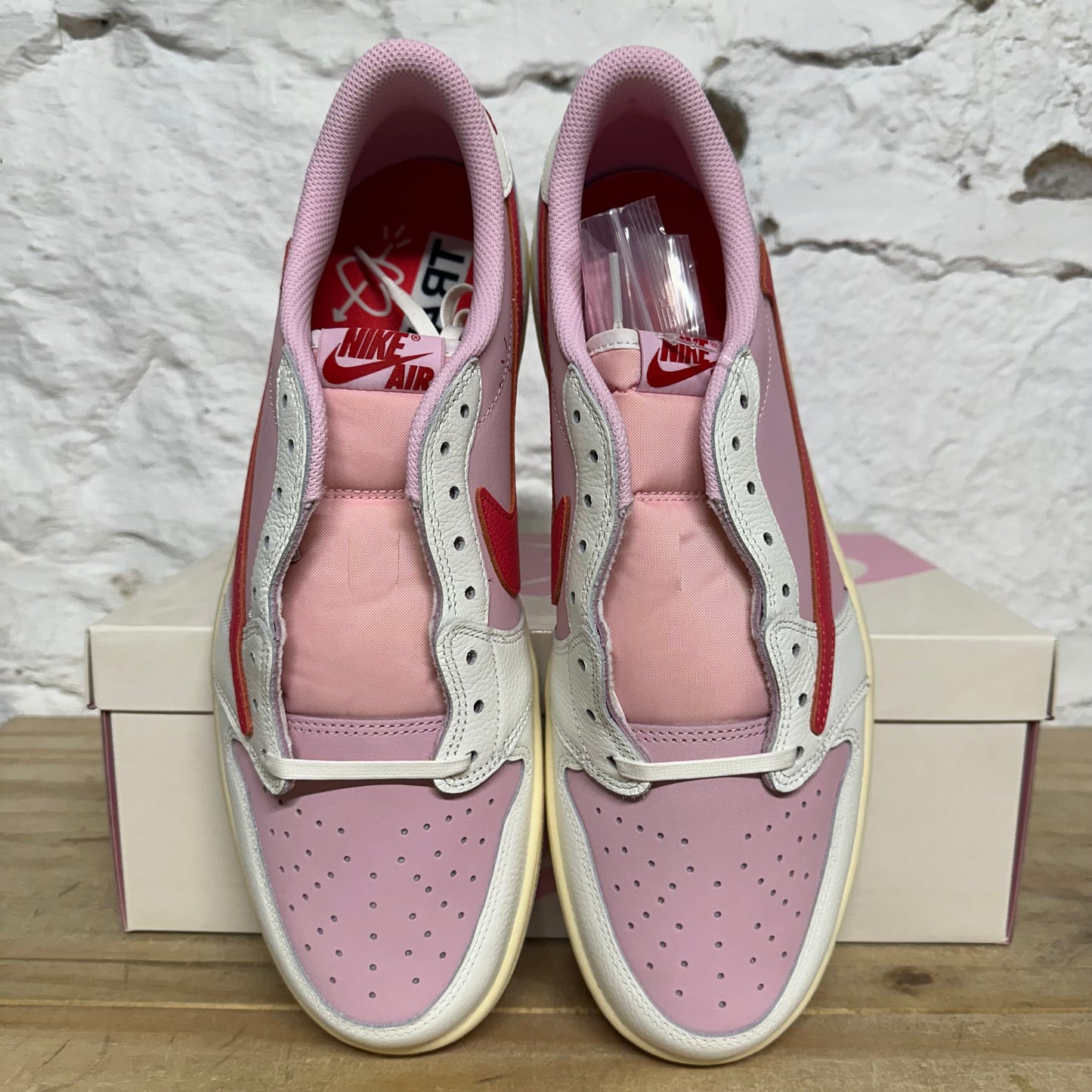 Air Jordan 1 Low Travis Scott Tropical Pink Sz 13 DS