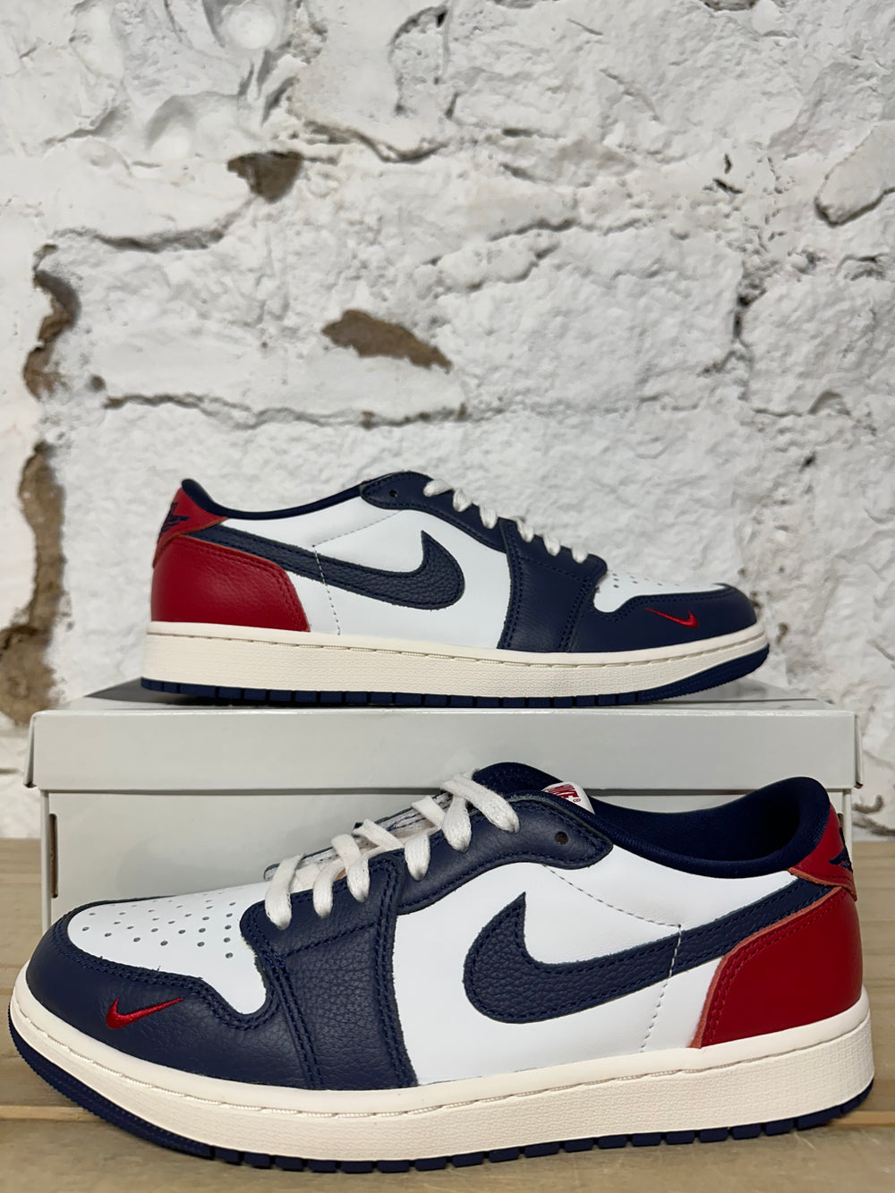 Air Jordan 1 Low Howard University Sz 9 DS