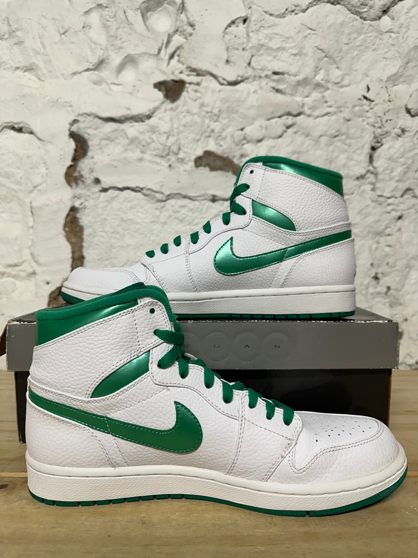 Air Jordan 1 High Do The Right Thing Green Sz 10