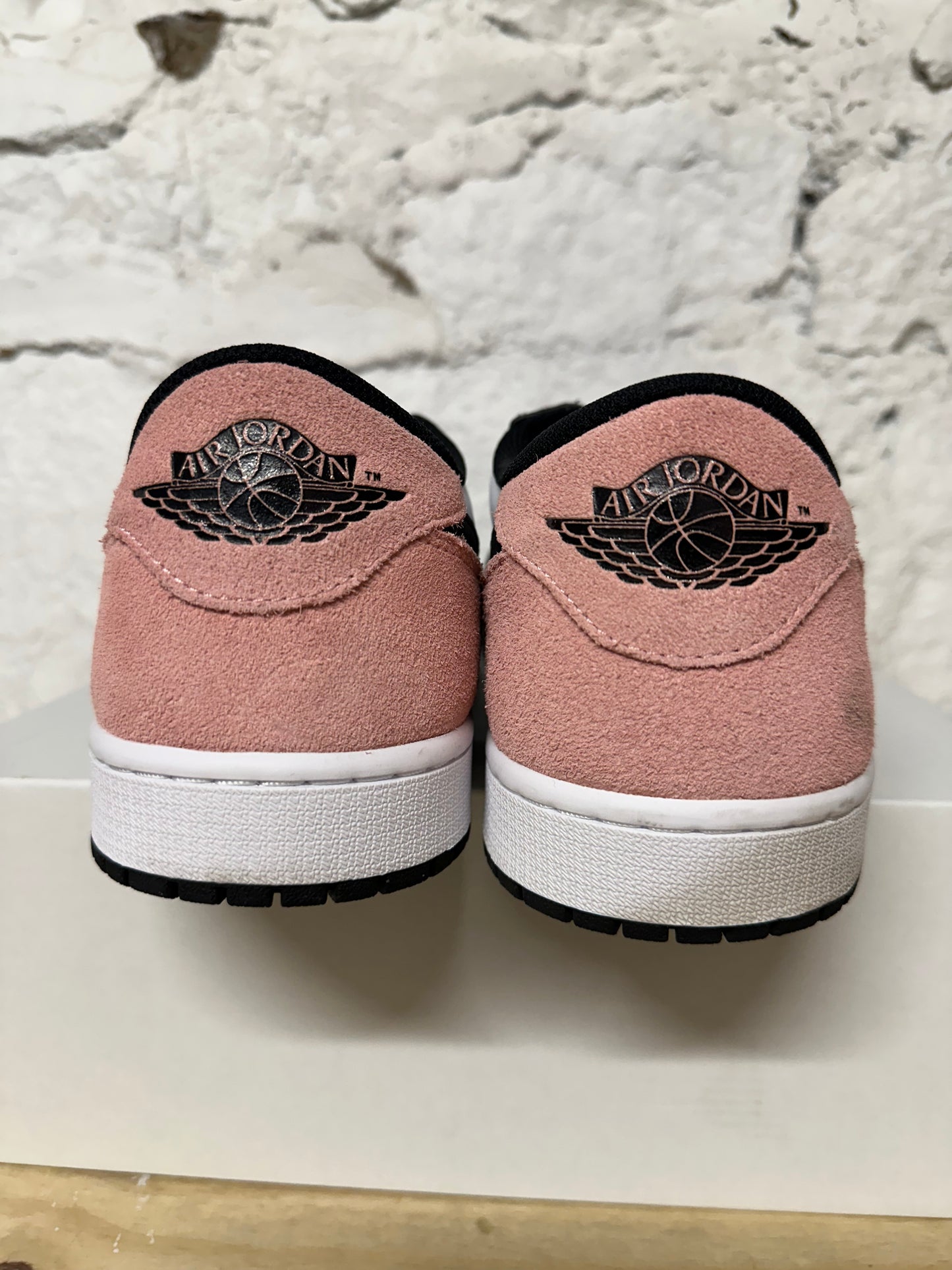 Air Jordan 1 Low Bleached Coral Sz 14