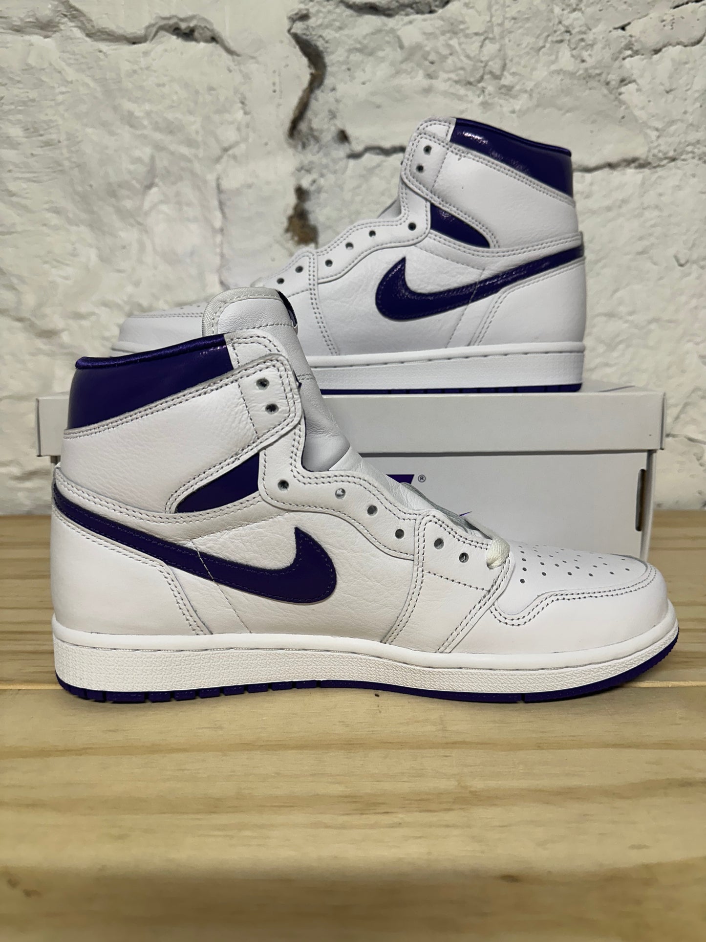 Air Jordan 1 High Court Purple Sz 7.5 (9W) DS
