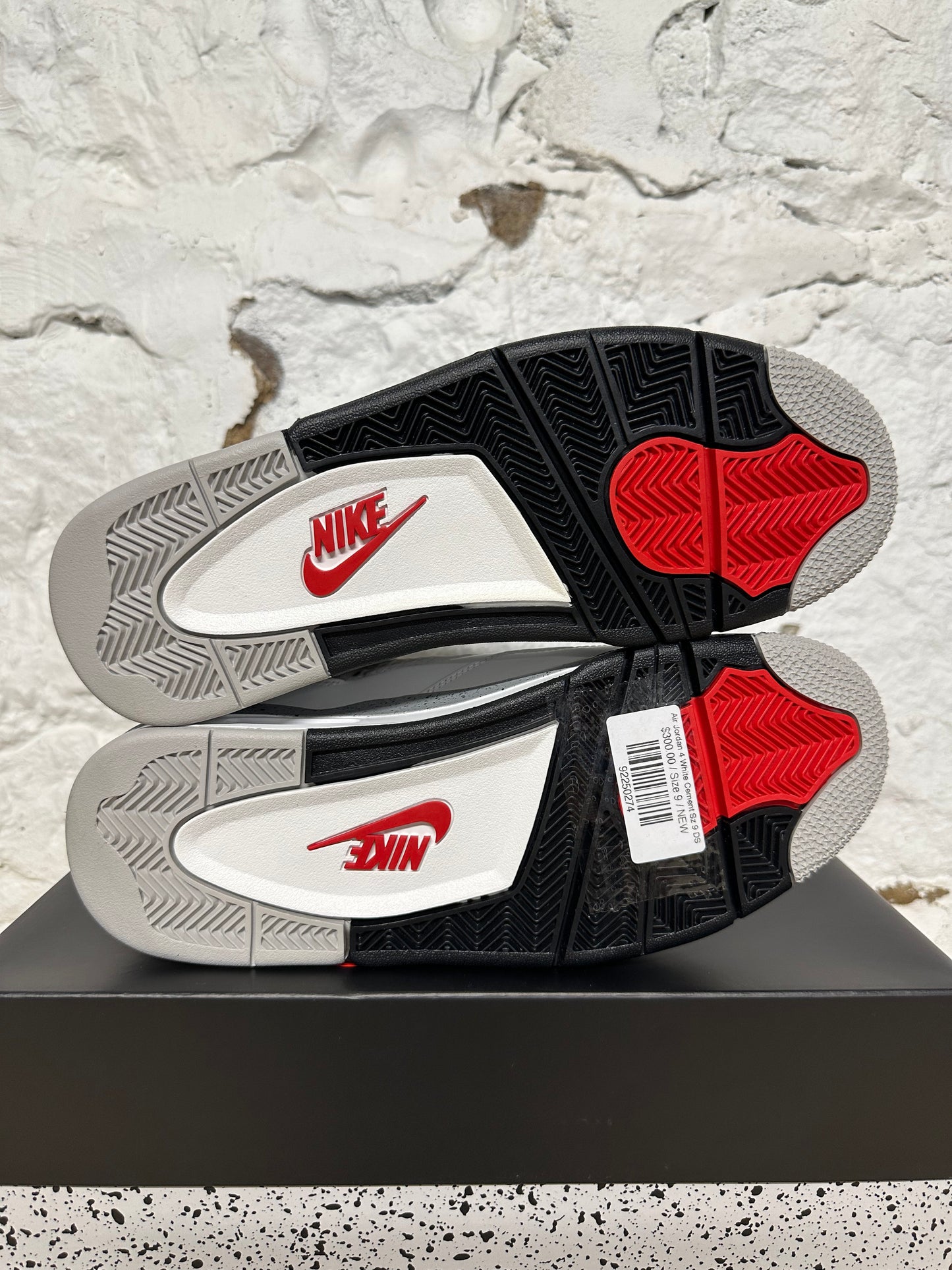 Air Jordan 4 White Cement Sz 9 DS