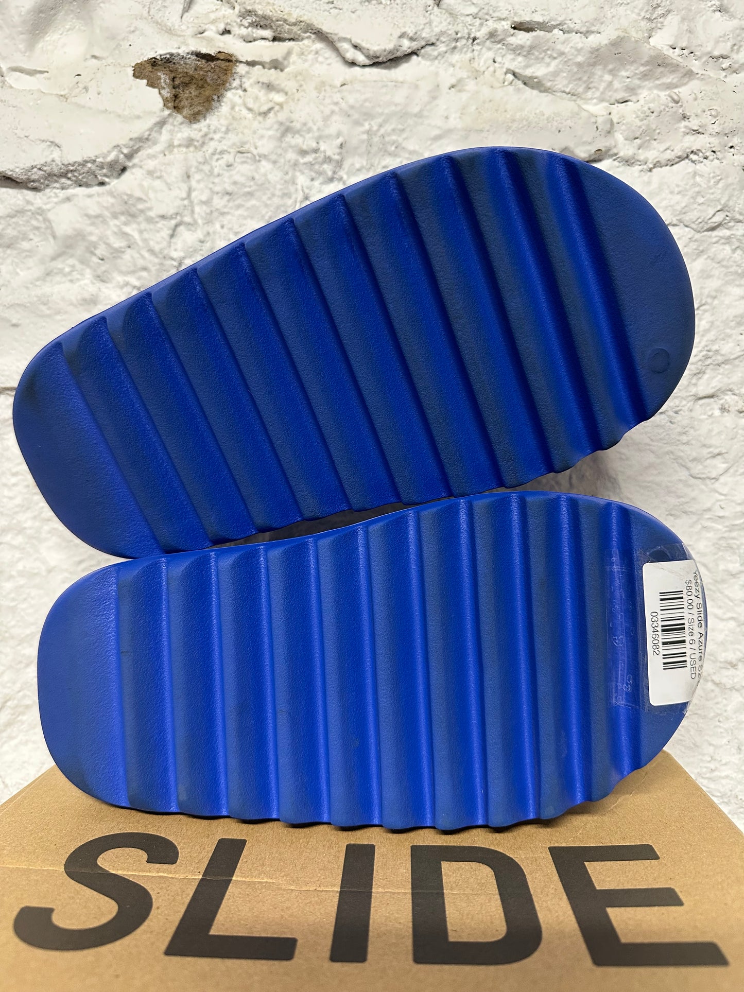 Yeezy Slide Azure Sz 6